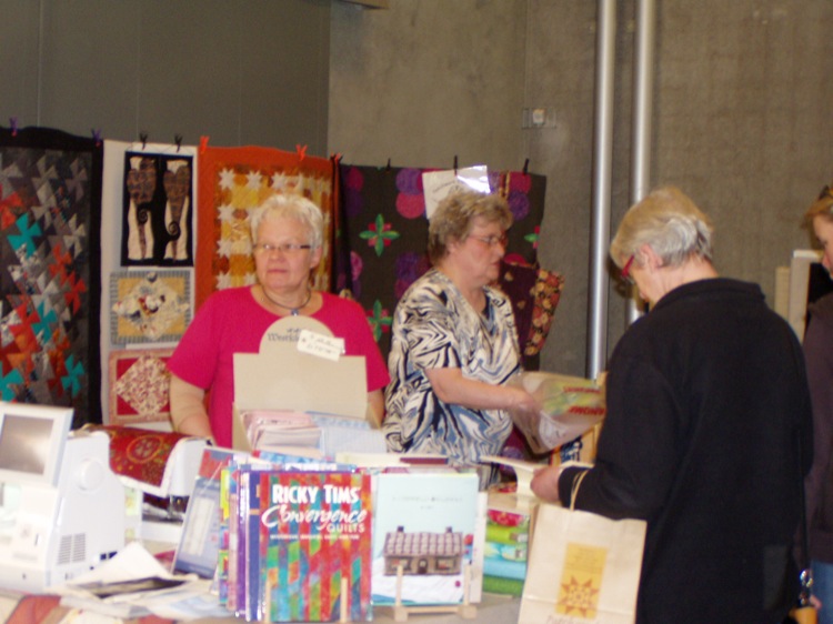 gal/Quiltefestival_i_Middelfart_2007/Butikker/quiltefestival2007123.jpg