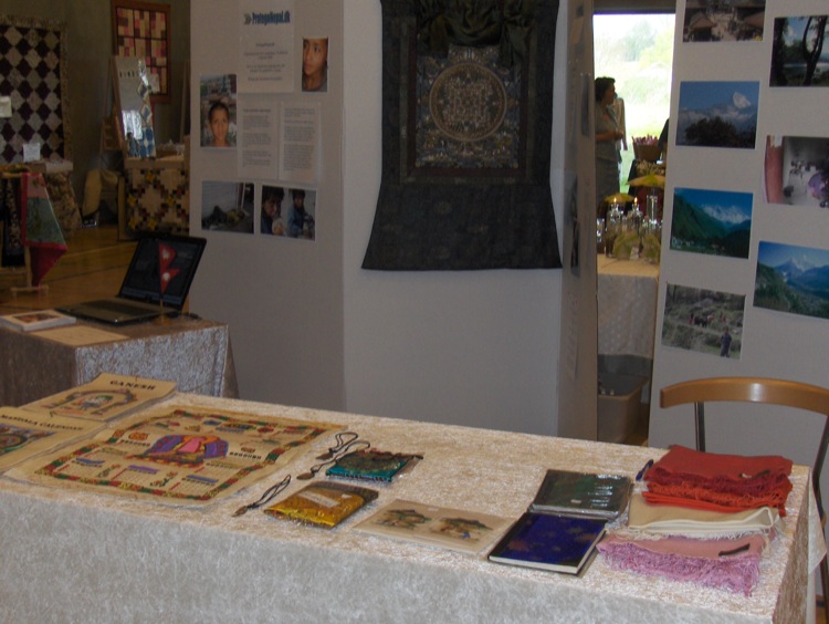 gal/Quiltefestival_i_Middelfart_2008/Butikker/quiltefestival2008,fredag041.JPG