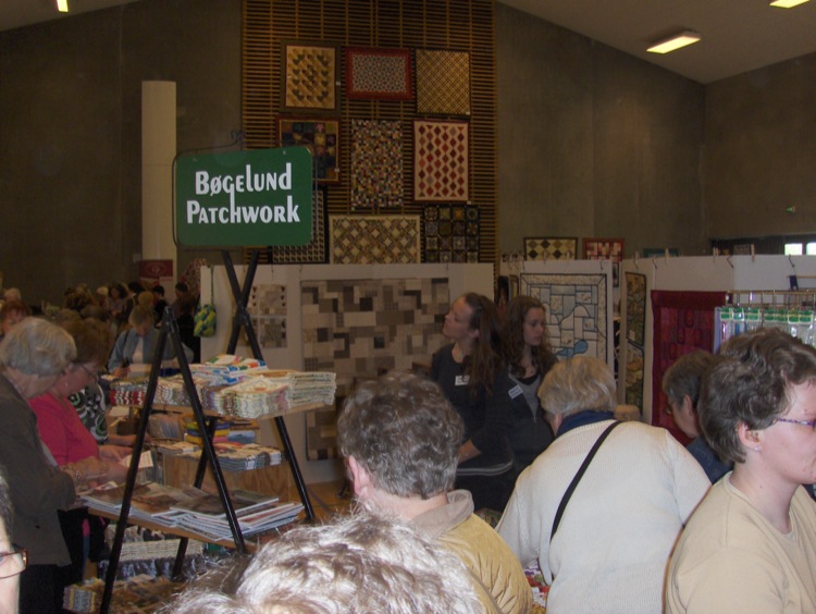 gal/Quiltefestival_i_Middelfart_2008/Butikker/quiltefestival2008torsdag023.JPG