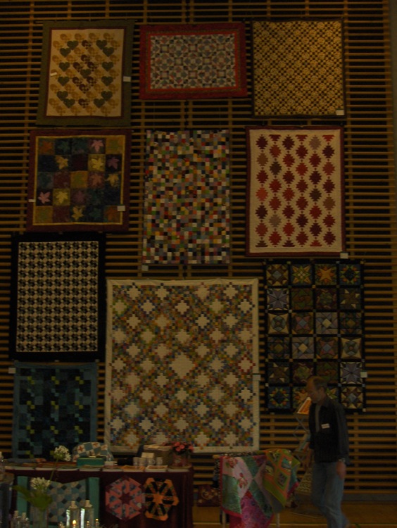 gal/Quiltefestival_i_Middelfart_2008/Udstilling/quiltefestival2008,fredag042.JPG