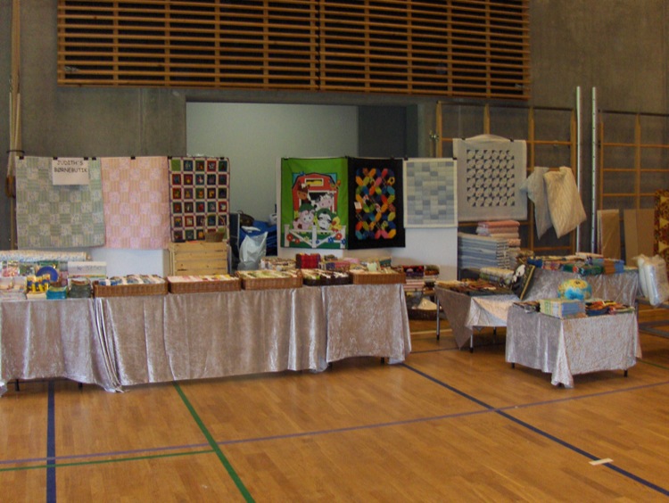 gal/Quiltefestival_i_Middelfart_2009/Butikker/QF_09_003.JPG